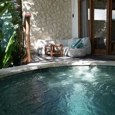 Jellyfish Villas Bingin, Uluwatu