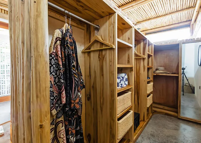 Hotel Jellyfish Bingin, 5*